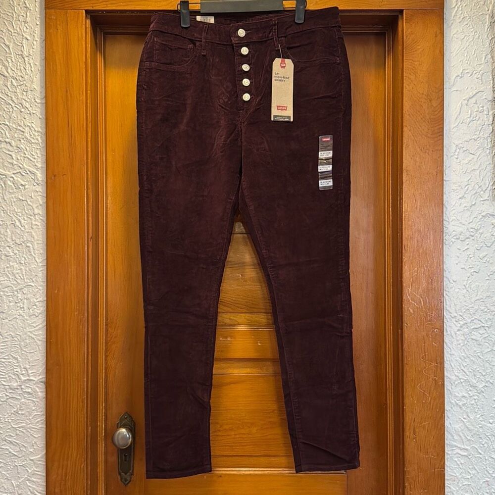 Levi’s 721 Maroon Button Fly Slim Corduroys Women’s US 14